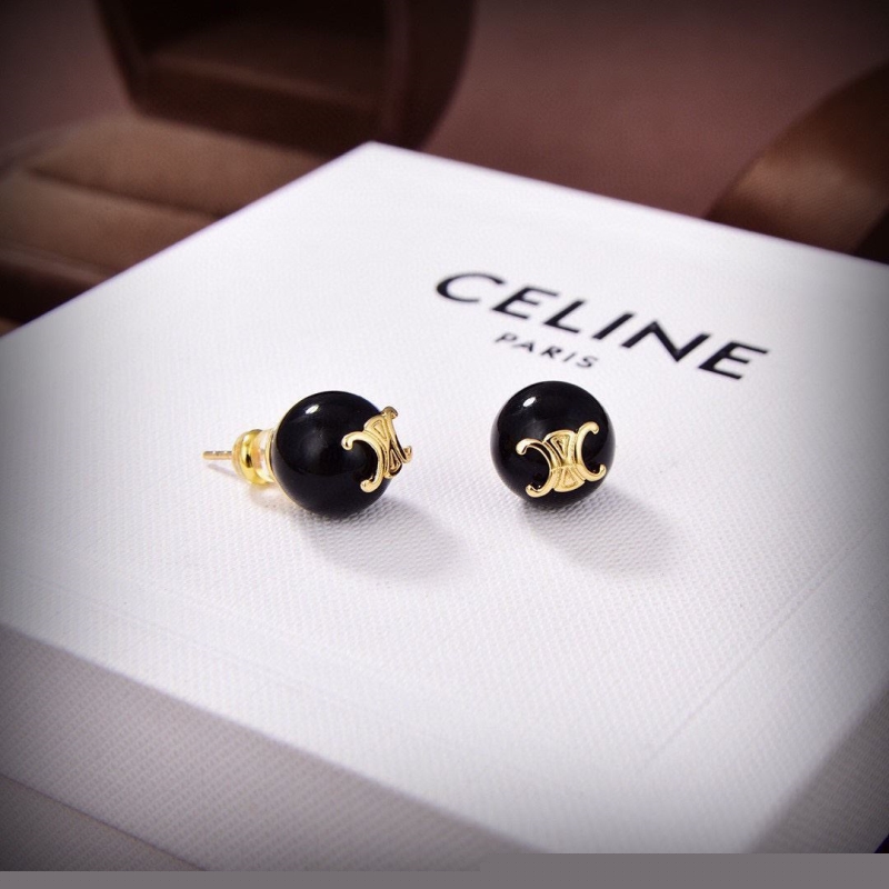 Ce**e earrings